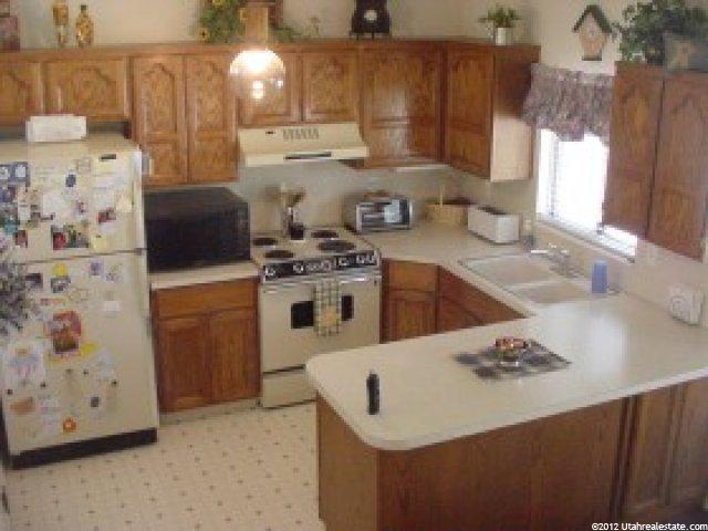 4846 S 3325 W, Roy, UT 84067 — photo 4