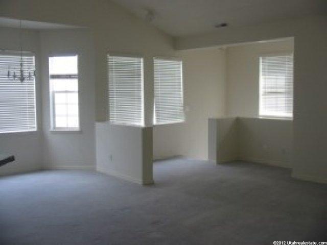 965 S Courtyard Ln, Centerville, UT 84014 — photo 3