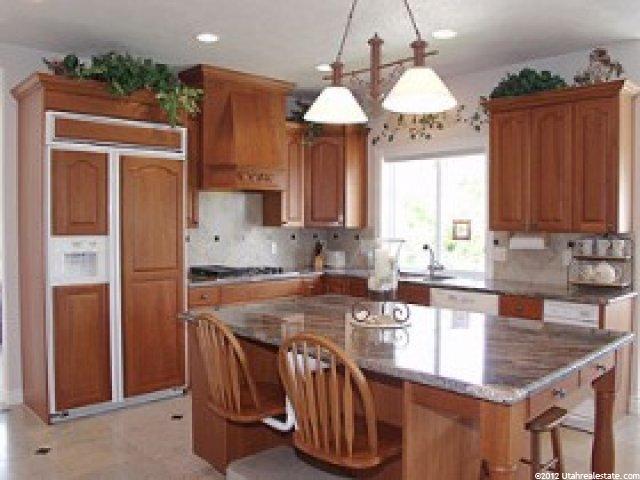 7 Pepperwood Pointe, Sandy, UT 84092 — photo 4