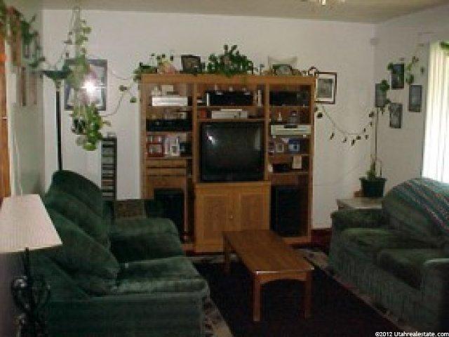 1948 W 4400 S, Roy, UT 84067 — photo 5