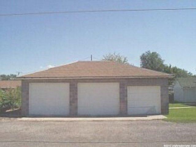 207 S 200 W, Delta, UT 84624 — photo 3