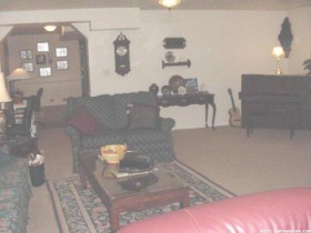 996 Canterbury Dr, Logan, UT 84321 — photo 2