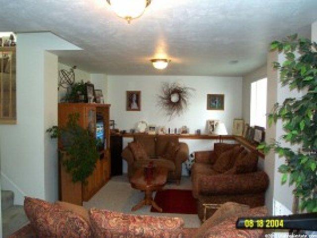 9807 S Flint Dr, Sandy, UT 84094 — photo 4