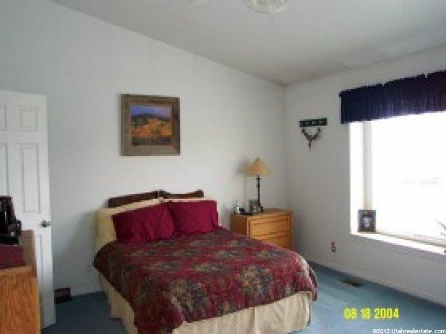 9807 S Flint Dr, Sandy, UT 84094 — photo 5
