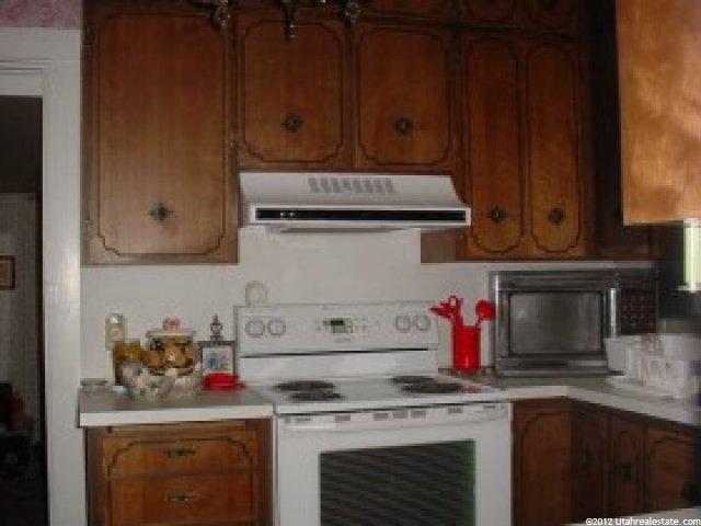 338 S 100 W, Logan, UT 84321 — photo 4