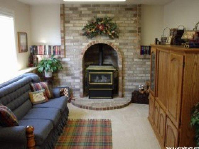 780 W 2350 N, Layton, UT 84041 — photo 2