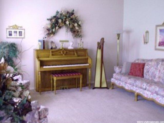 780 W 2350 N, Layton, UT 84041 — photo 4