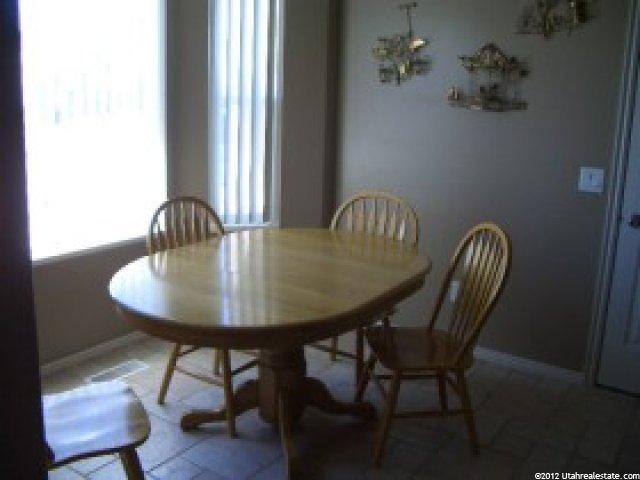 1494 N 2225 W, Clinton, UT 84015 — photo 4