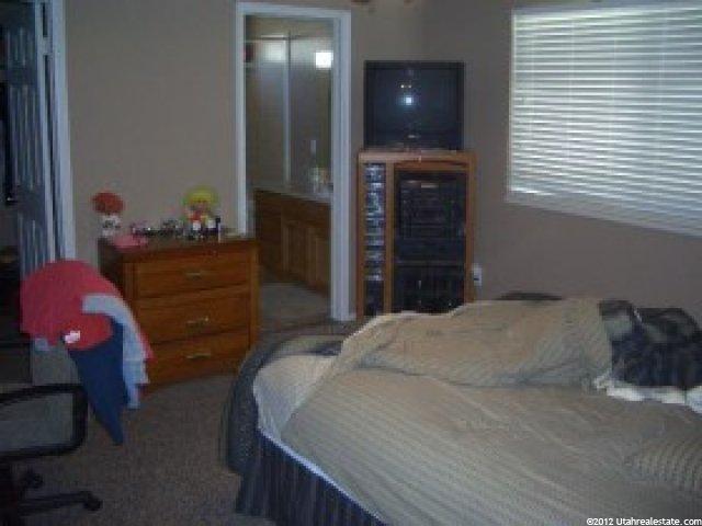 1494 N 2225 W, Clinton, UT 84015 — photo 6
