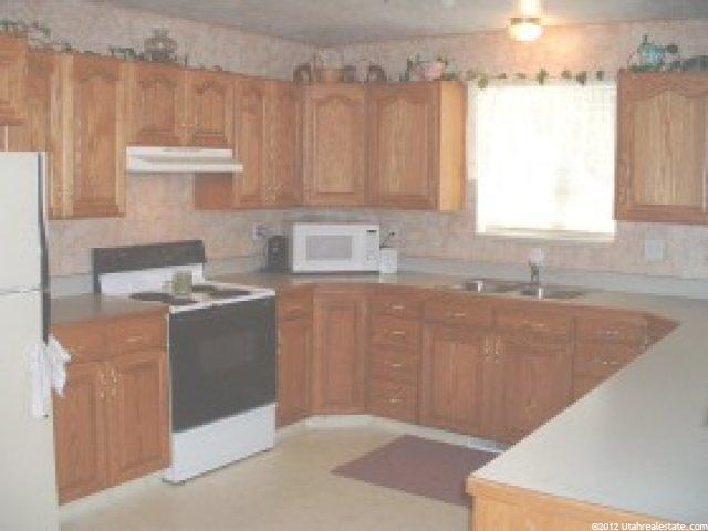 389 N Main St, Lewiston, UT 84320 — photo 3