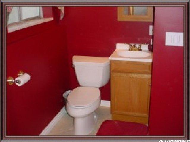 10292 S 2375 E, Sandy, UT 84092 — photo 7