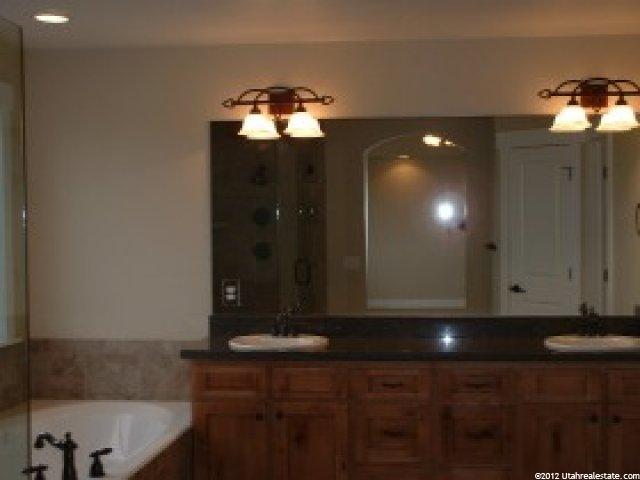 9760 Inspiration Cir, Sandy, UT 84092 — photo 6