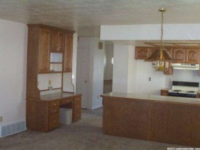 4253 S 2900 W, Roy, UT 84067 — photo 6