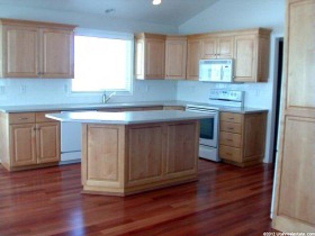 944 E Edgefield Rd S, Sandy, UT 84094 — photo 4