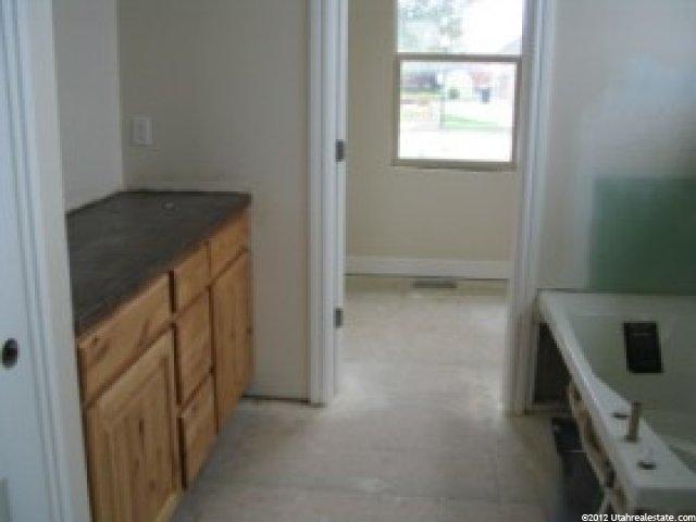2426 S 2050 W, Syracuse, UT 84075 — photo 4