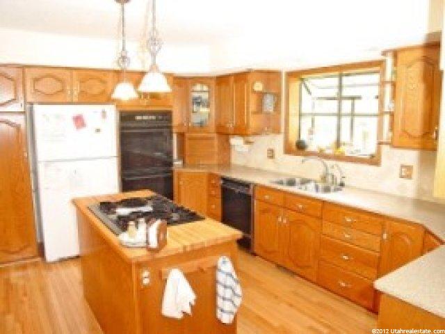7294 N Pinebrook Rd, Park City, UT 84098 — photo 2