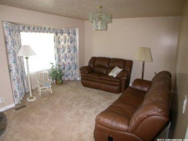 3936 Turnberry Dr, Syracuse, UT 84075 — photo 4
