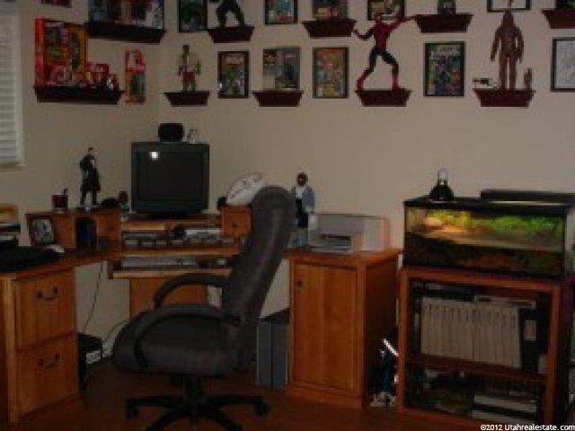 375 E 300 S, Hyrum, UT 84319 — photo 4