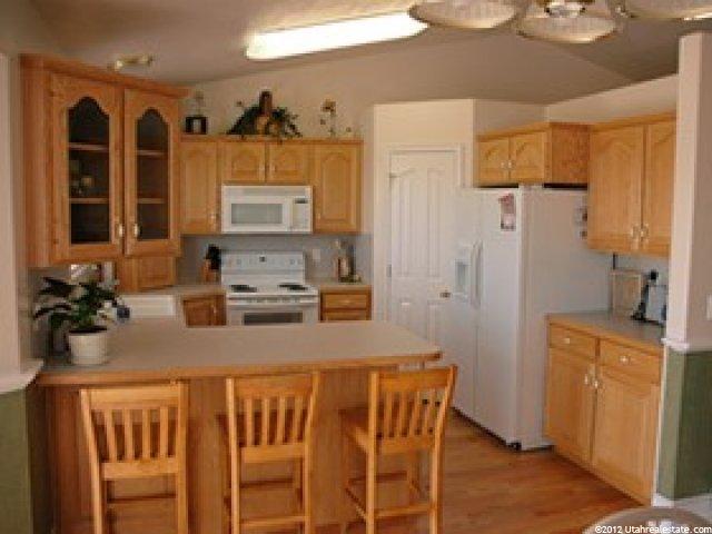 2633 Remuda Dr, Farr West, UT 84404 — photo 6