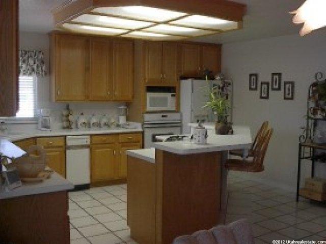 8410 S 1000 E, Sandy, UT 84094 — photo 6