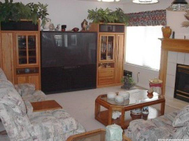 8410 S 1000 E, Sandy, UT 84094 — photo 7