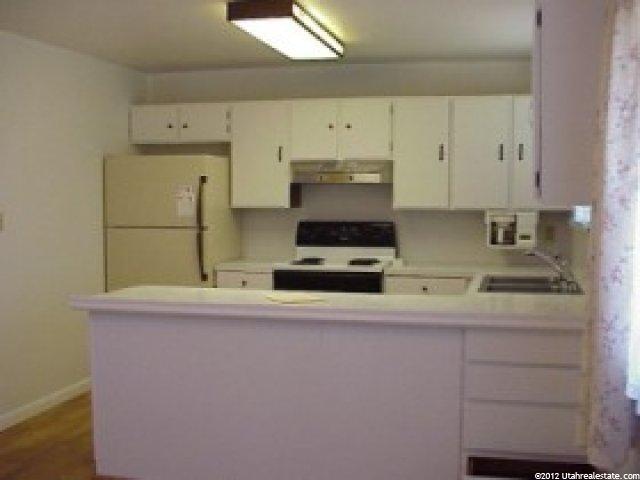 360 W 1050 N, Layton, UT 84041 — photo 3