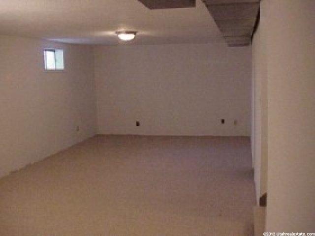 360 W 1050 N, Layton, UT 84041 — photo 4