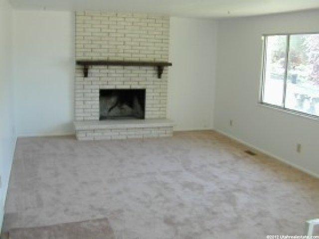 884 W 2650 N, Clinton, UT 84015 — photo 3