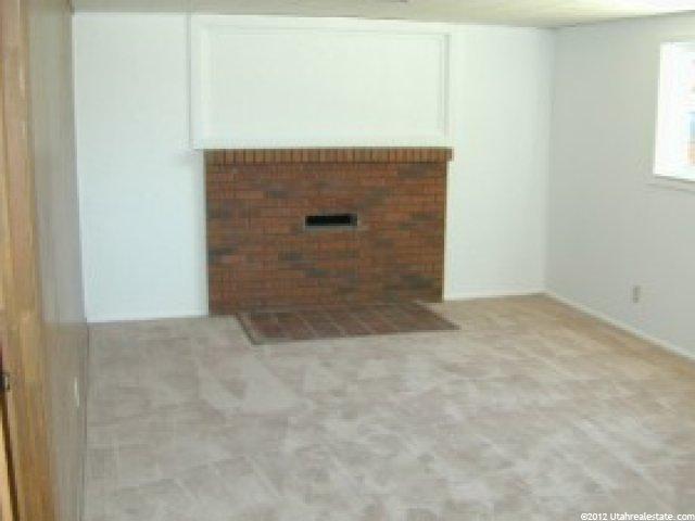 884 W 2650 N, Clinton, UT 84015 — photo 4