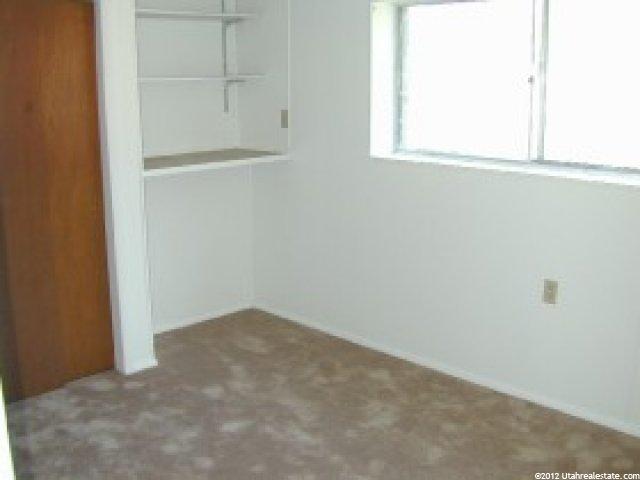 884 W 2650 N, Clinton, UT 84015 — photo 5