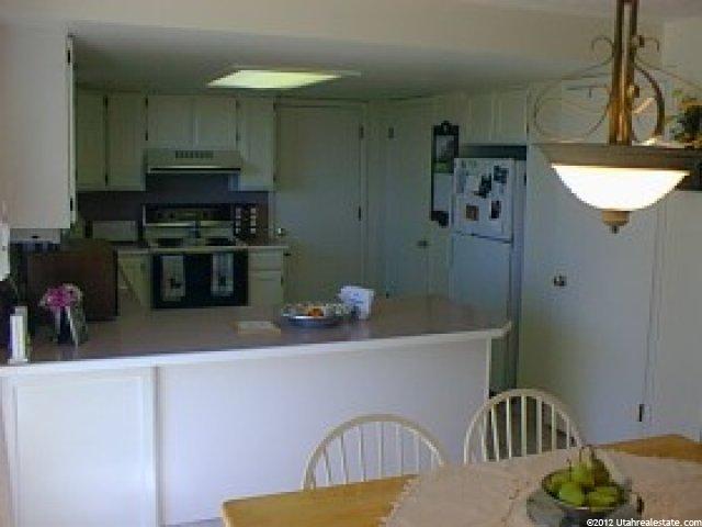 827 Bayview Dr, Farmington, UT 84025 — photo 4