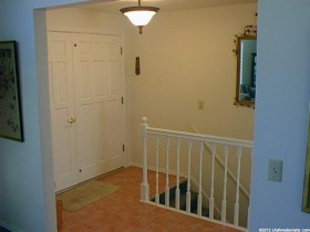 827 Bayview Dr, Farmington, UT 84025 — photo 8