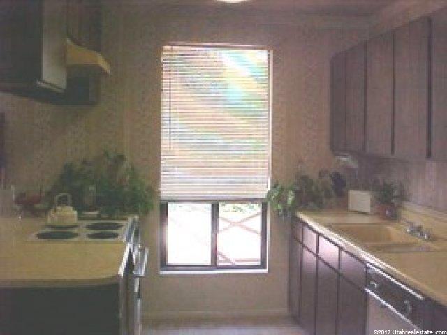 546 W 2050 N, West Bountiful, UT 84087 — photo 5
