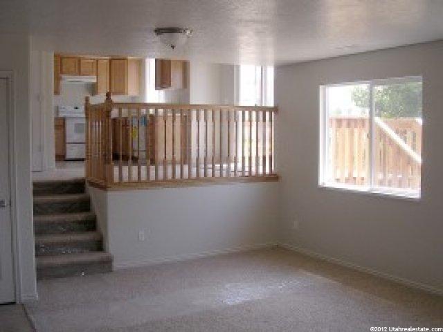 751 W 910 N, Clinton, UT 84015 — photo 3