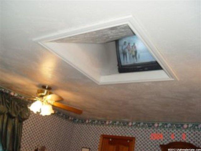 826 Quaking Aspen Dr, Murray, UT 84123 — photo 4