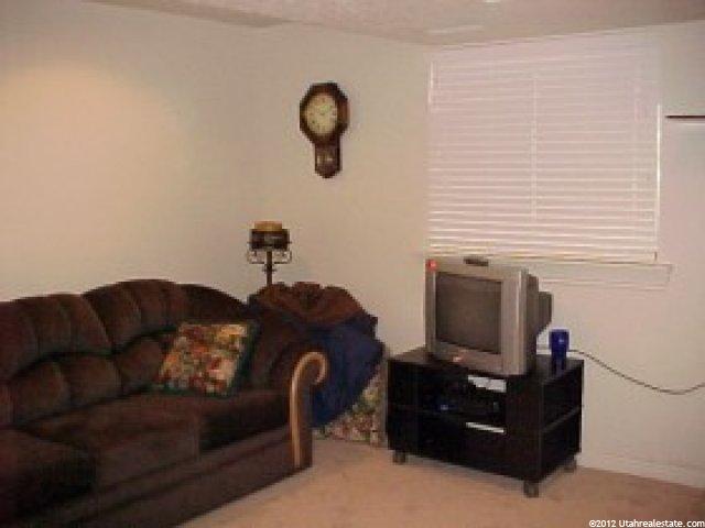5039 S 1075 E, South Ogden, UT 84405 — photo 3