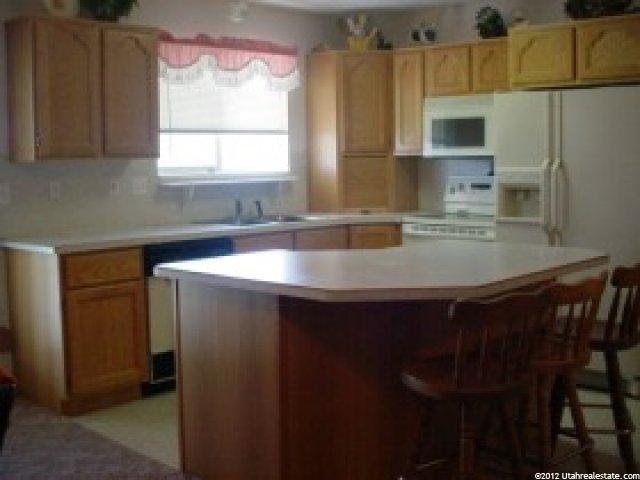 2209 Allison Way, Syracuse, UT 84075 — photo 2