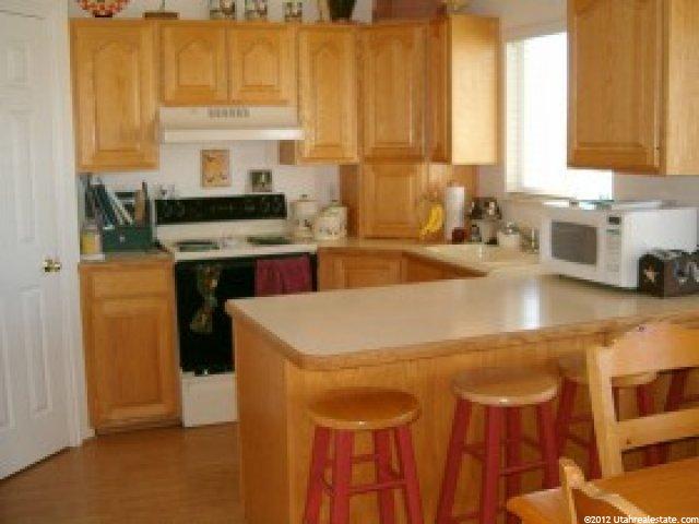 5423 S 3375 W, Roy, UT 84067 — photo 4