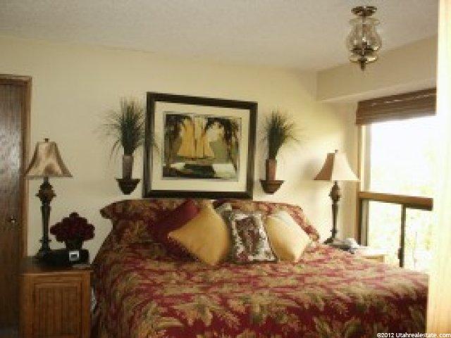 10720 Dimple Dell Dr, Sandy, UT 84092 — photo 4