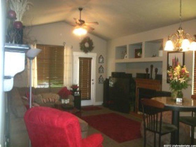 102 E Manilla Dr, Draper, UT 84020 — photo 4