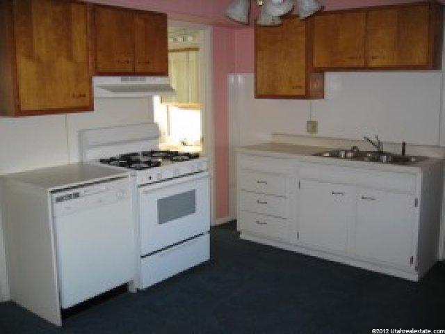 622 W Beynon Ct S, Midvale, UT 84047 — photo 2