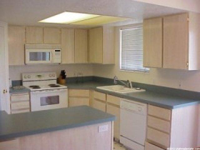 2088 N 1250 W, Clinton, UT 84015 — photo 2