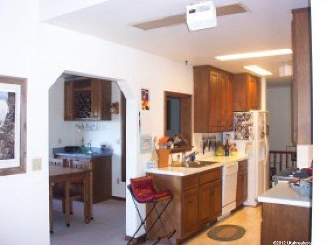 11654 S Hidden Valley Blvd E, Sandy, UT 84092 — photo 4