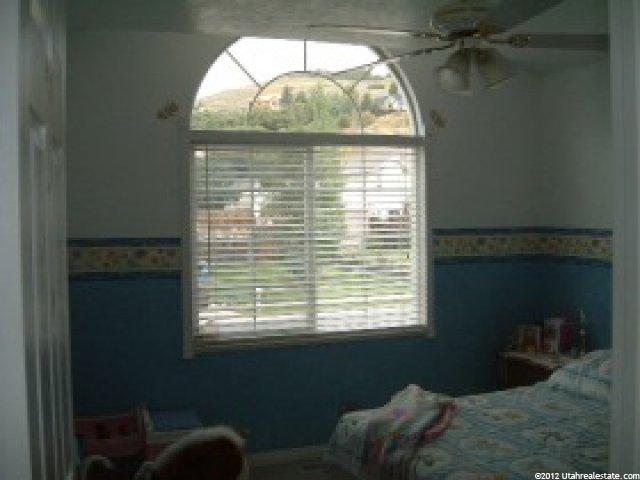 5597 Highland Ct, Mountain Green, UT 84050 — photo 4
