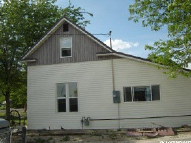 986 N Main St, Hinckley, UT 84635 — photo 3