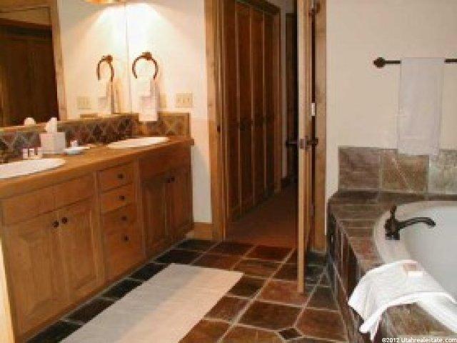 7660 E Royal St #101, Park City, UT 84060 — photo 4