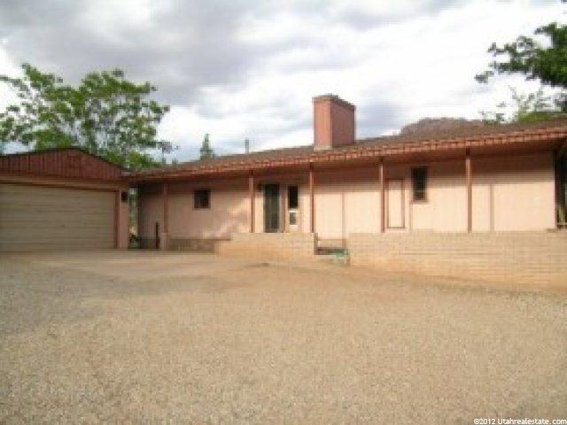 138 Kinesava, Springdale, UT 84767 — photo 2