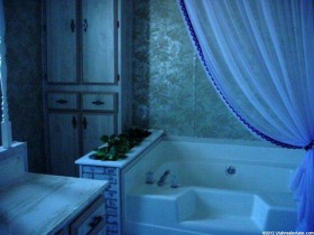 3800 S 1900 W #141, Roy, UT 84067 — photo 5