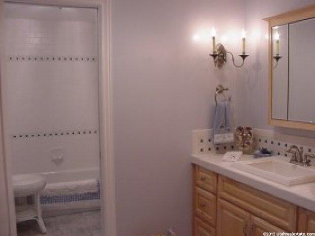 502 N 1625 E, Layton, UT 84040 — photo 8