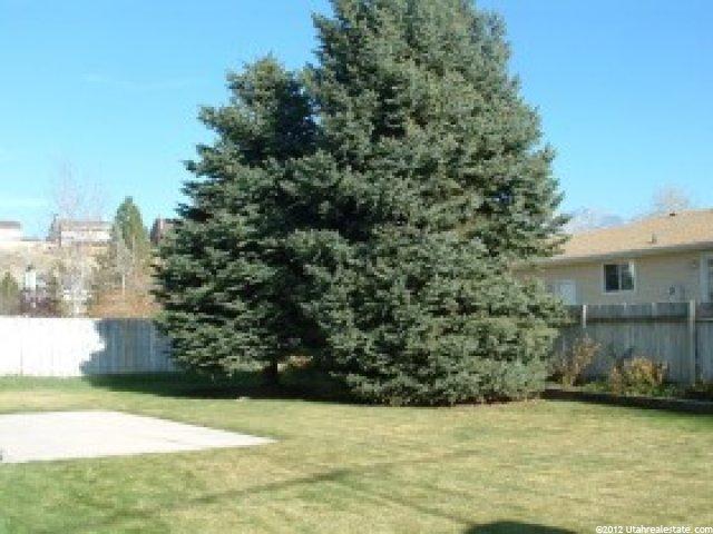 9131 Maison Dr, Sandy, UT 84093 — photo 4